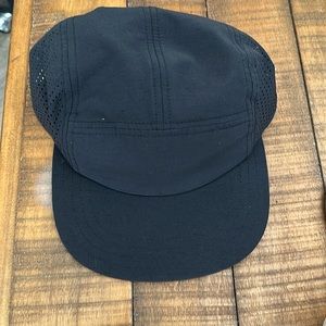 Allbirds hat